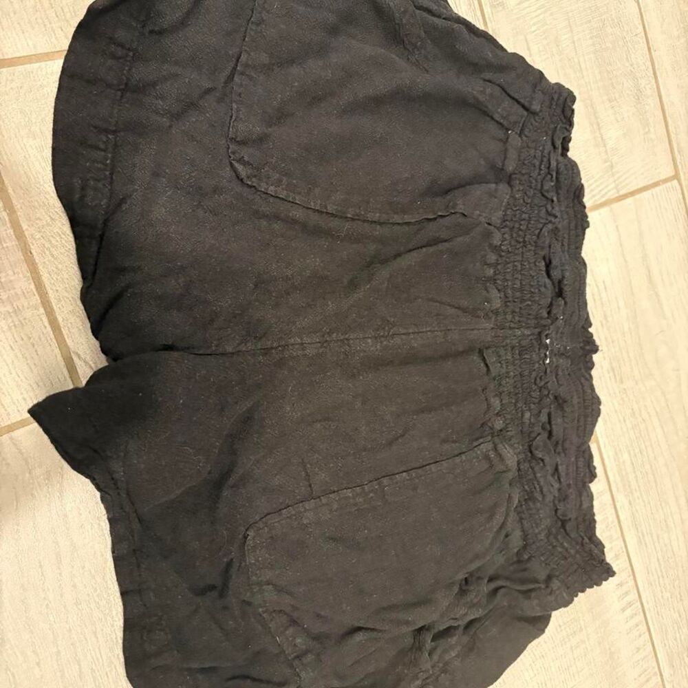 Time-and-tru Women's Black Shorts